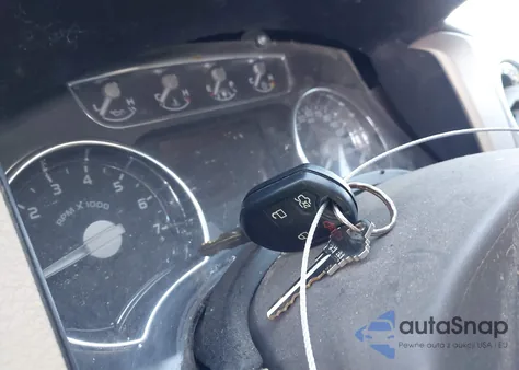 2011 Ford F-150 Lariat из США, поврежденный, VIN 1FTFW1EF9BFA24972